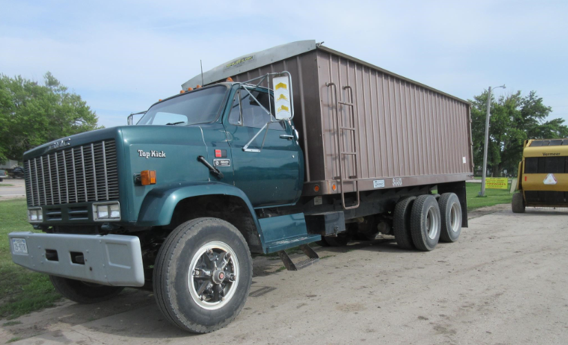 1/25 amt GMC TOP KICK 完成品　C6500 C7000 SOLD - 1985 GMC TopKick C6500 Other Equipment with 77,170 mi