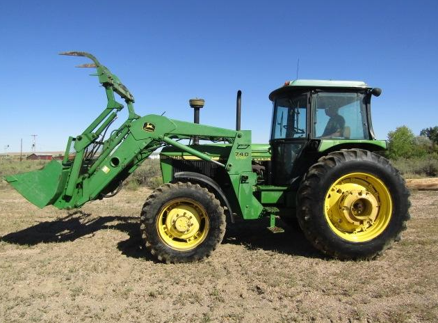 SOLD - 1992 John Deere 3255 Tractors with 5,750 Hrs | Tractor Zoom