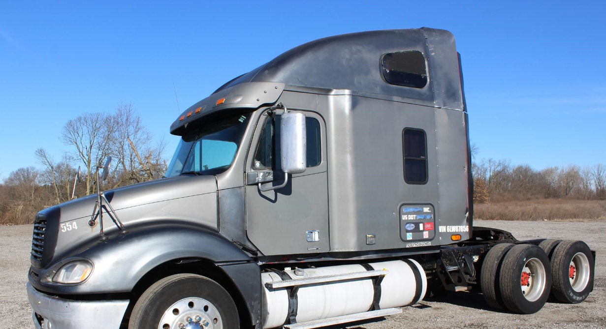 Columbia - Columbia 120㎝(XS) SOLD - 2006 Freightliner Columbia 120 Other Equipment with