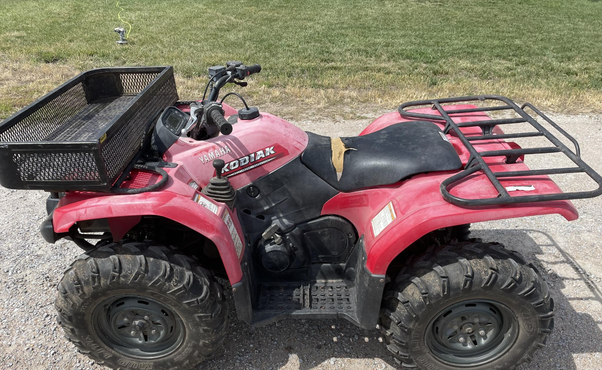 SOLD - 2006 Yamaha Kodiak 400 Other Equipment with 1,151 Hrs