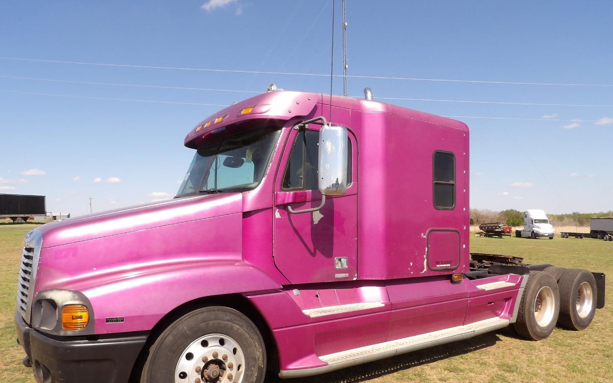 SOLD 2007 Freightliner Columbia 120 Other Equipment Trucks Tractor Zoom