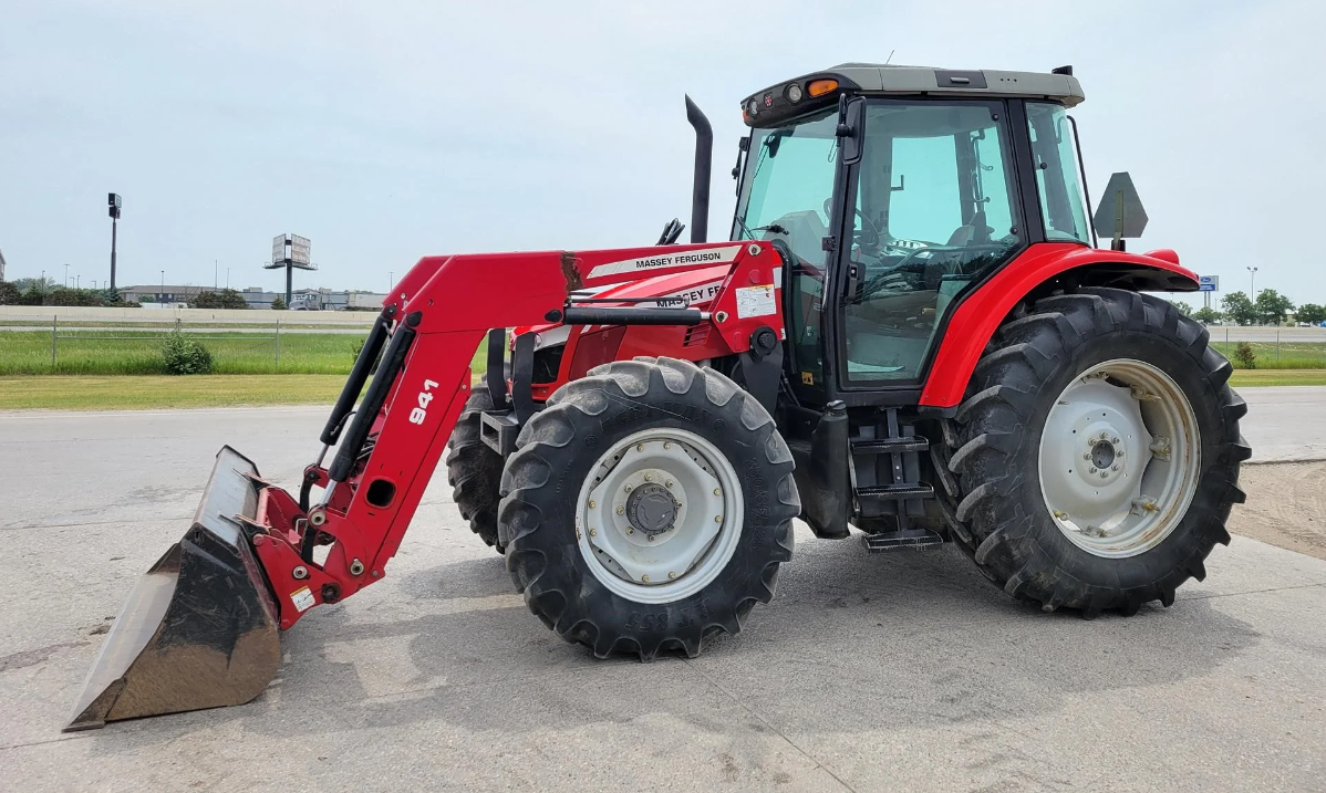 SOLD 2012 Massey Ferguson 5455 Tractors 40 to 99 HP Tractor Zoom