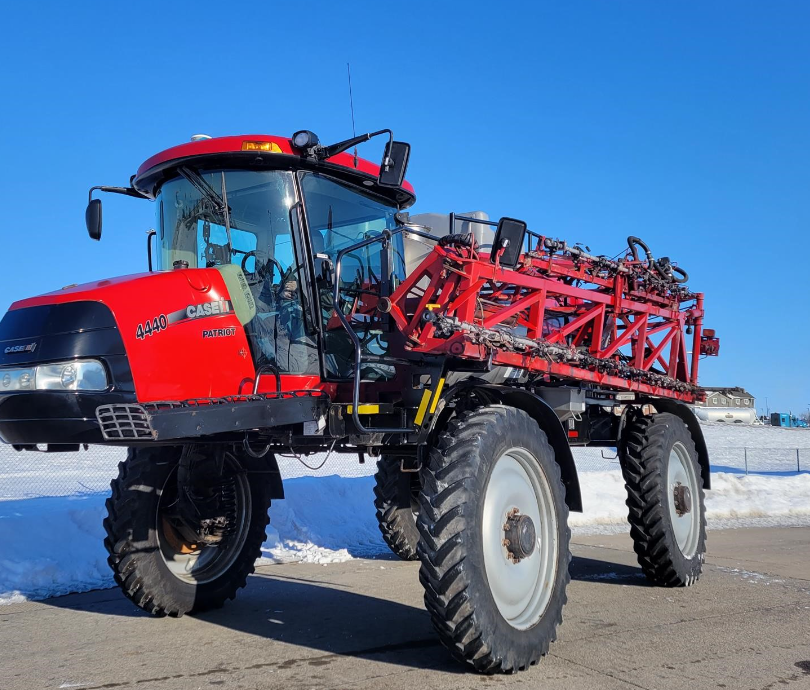SOLD 2015 Case IH Patriot 4440 Chemical Applicators Sprayers Self