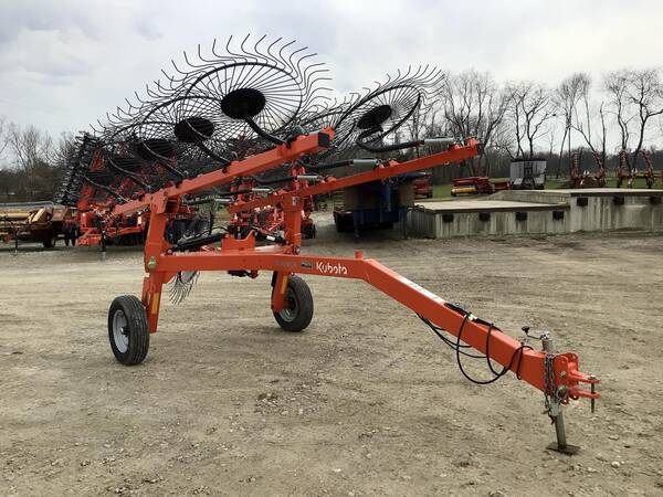 SOLD - Lely Super Zip 420 Lot No. 21 Hay and Forage | Tractor Zoom