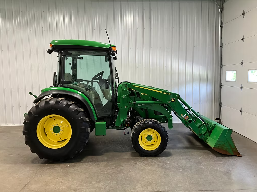 【JOHN DEERE】トラクター、レトロ、 1/16 John Deere 620 Orchard Tractor, 1992 Two Cylinder Club