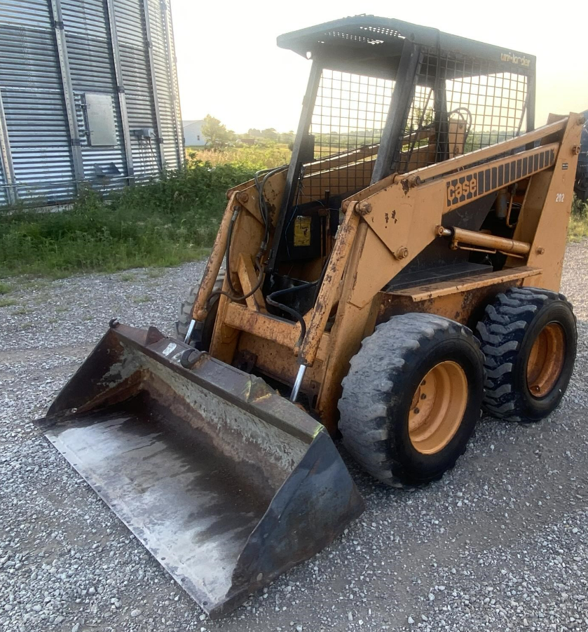 SOLD Case 1845 Construction Skid Steers Tractor Zoom