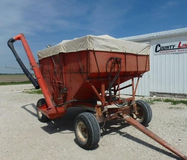 Farm King 200 Harvesting Gravity Wagons for Sale Tractor Zoom