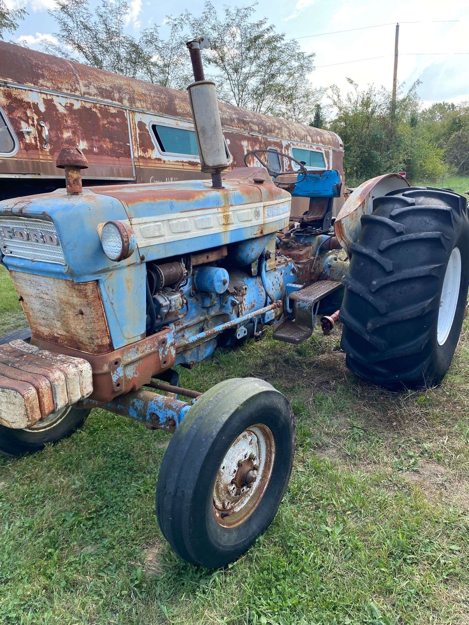 SOLD Ford 5000 Tractors 40 to 99 HP Tractor Zoom