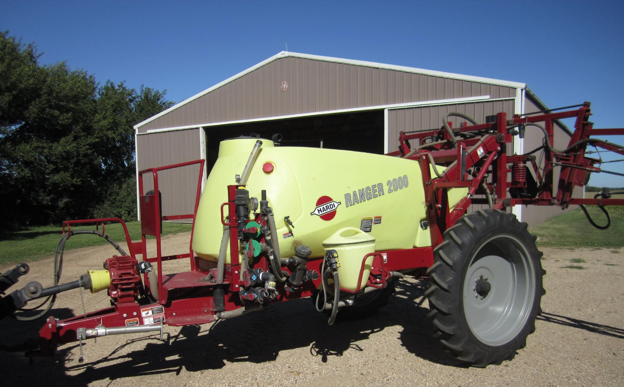 Hardi Ranger 2000 Chemical Applicators Sprayers Pull Type for Sale