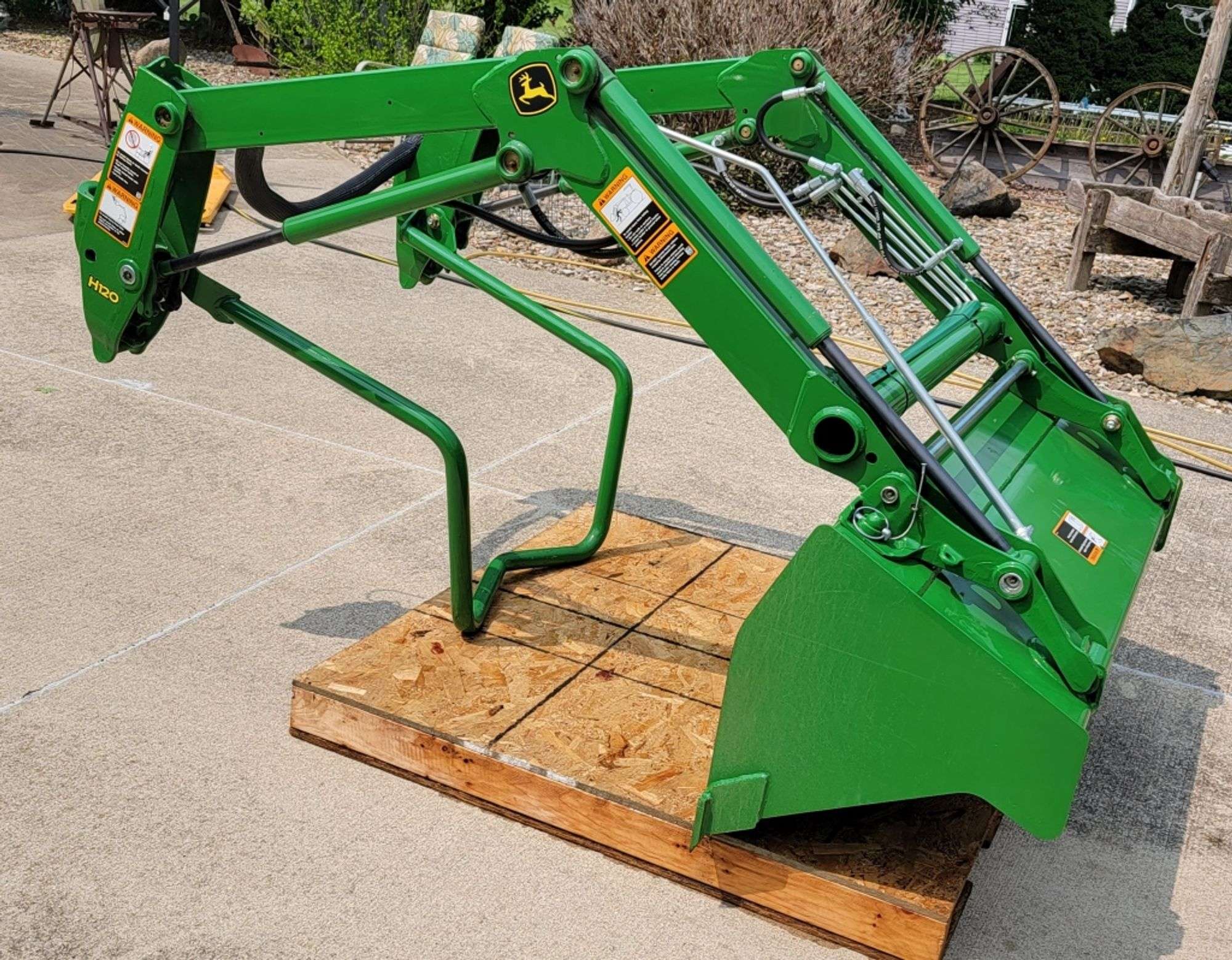 John Deere H120 Other Equipment Loaders for Sale Tractor Zoom
