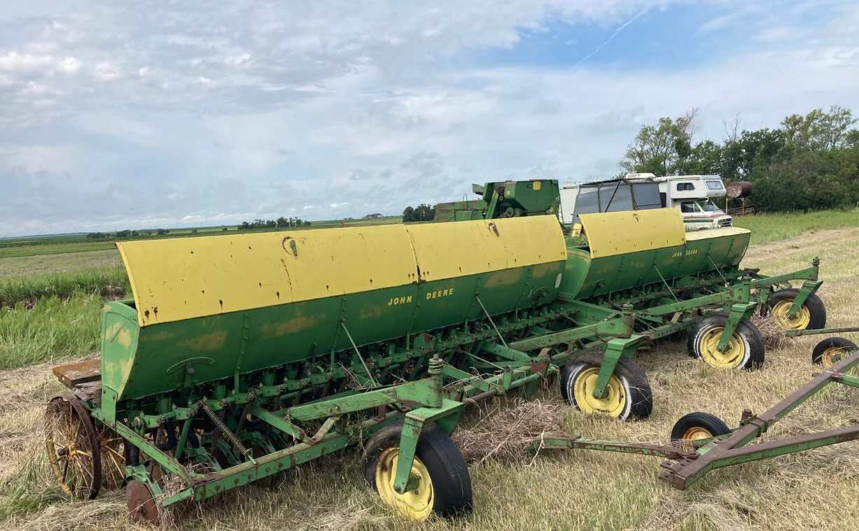 John Deere LL247A Planting Grain Drills for Sale Tractor Zoom