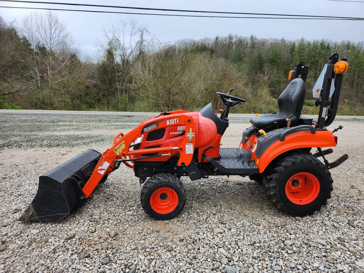 SOLD Kioti CS2210 Tractors with 21 HP Tractor Zoom