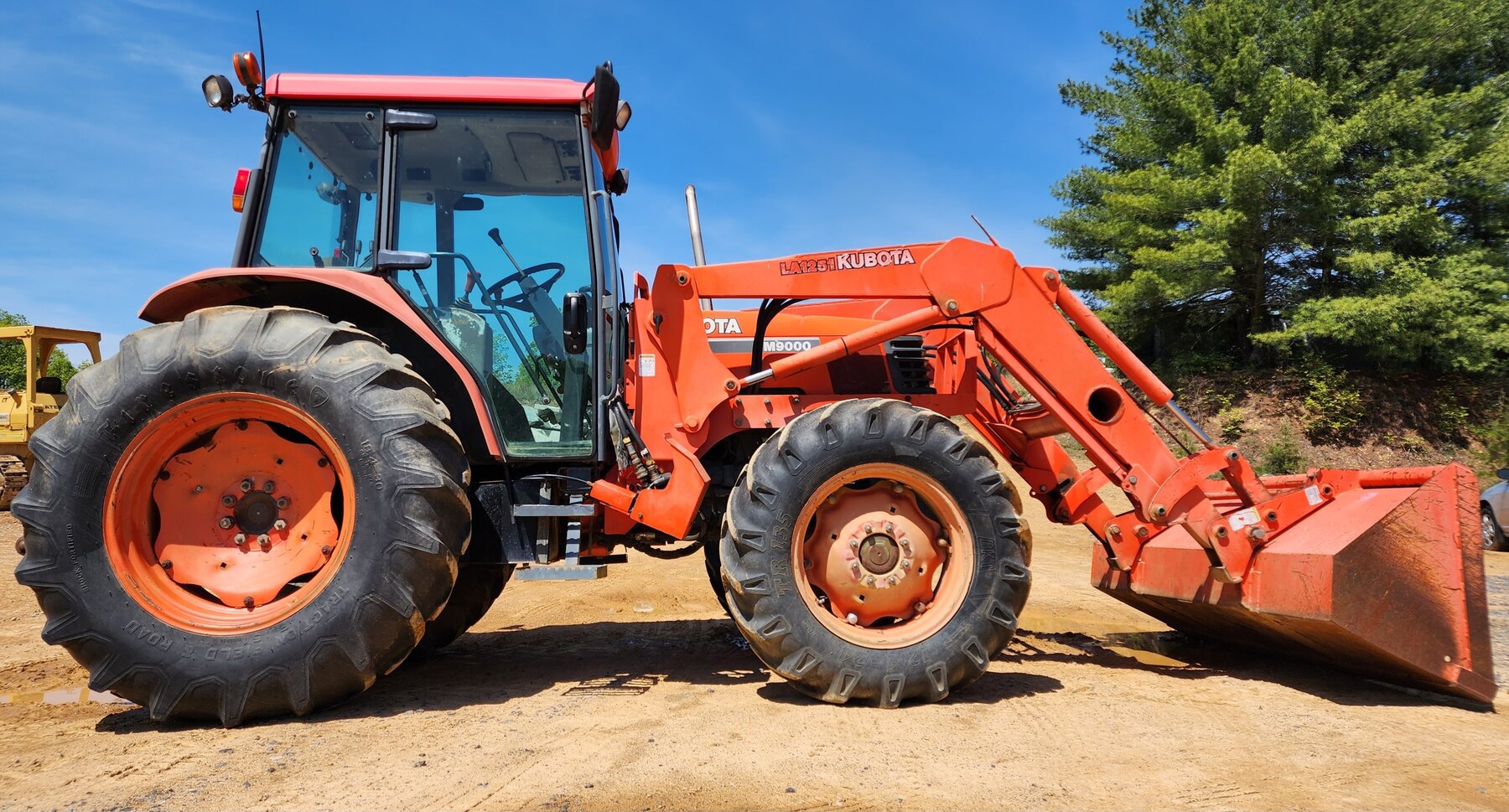 Kubota M9000 Tractors 40 to 99 HP for Sale Tractor Zoom