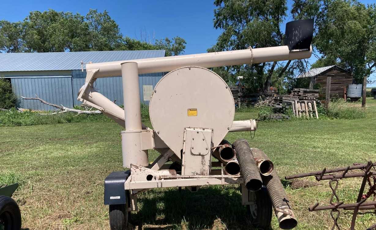 REM 552 Harvesting Grain Vacuums for Sale Tractor Zoom